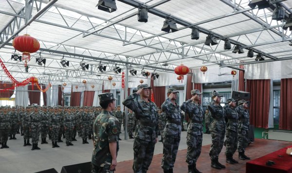 申请股票配资 孩子厌学死活不去学校怎么办？